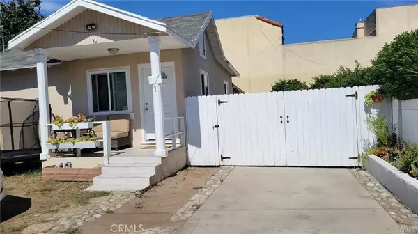 Santa Ana, CA 92703,913 W Bishop Street