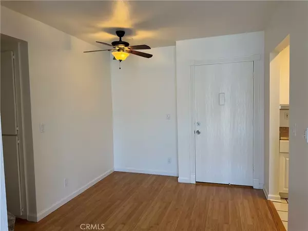 Hermosa Beach, CA 90254,2411 Prospect Avenue #212