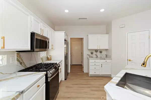 Palm Desert, CA 92211,78006 Damask Rose Court