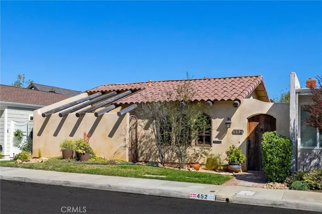 Seal Beach, CA 90740,452 Schooner Way