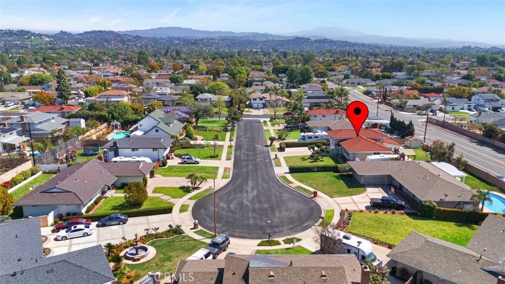 North Tustin, CA 92705,17552 Eddy Drive