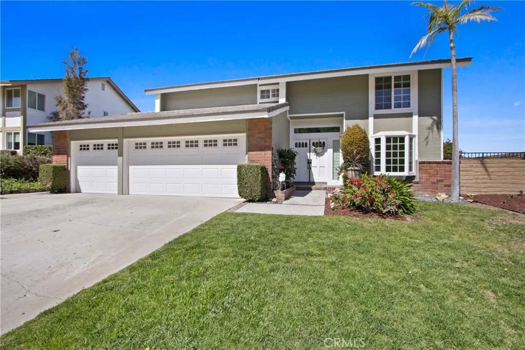 6681 E Smokewood Circle,  Anaheim Hills,  CA 92807