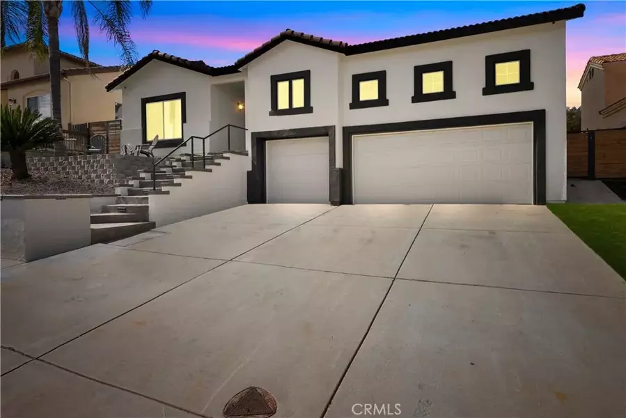 30709 Long Point Drive, Canyon Lake, CA 92587