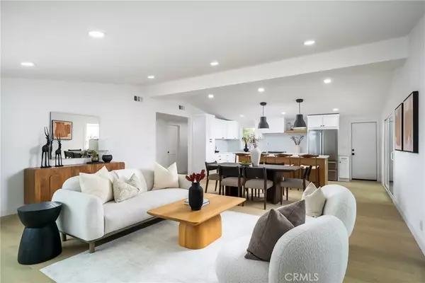 Costa Mesa, CA 92626,1727 Labrador Drive