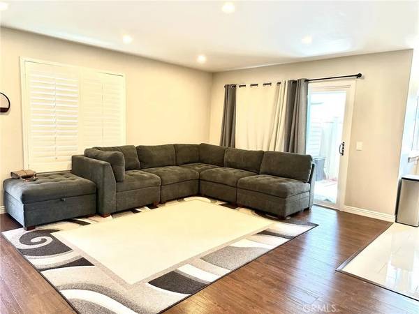 Santa Ana, CA 92704,2617 W Northwood