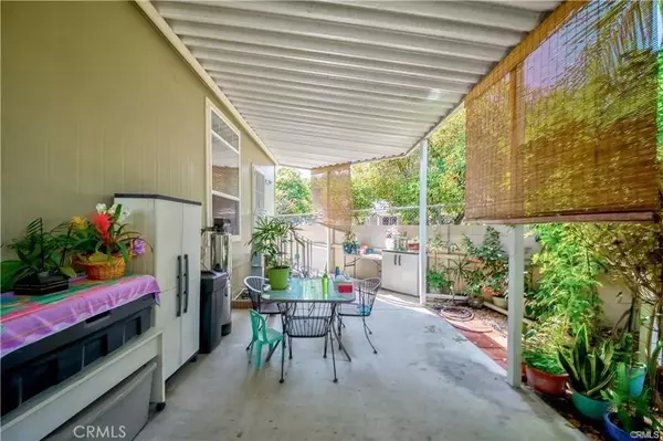 Anaheim, CA 92801,15 Pine Via