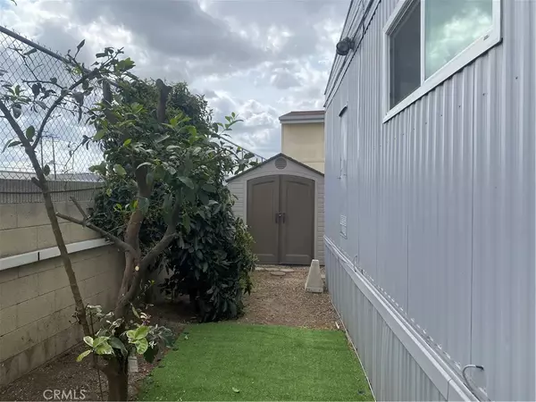 Anaheim, CA 92801,7 Magnolia