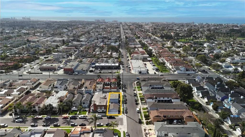 Huntington Beach, CA 92648,1716 Alabama Street