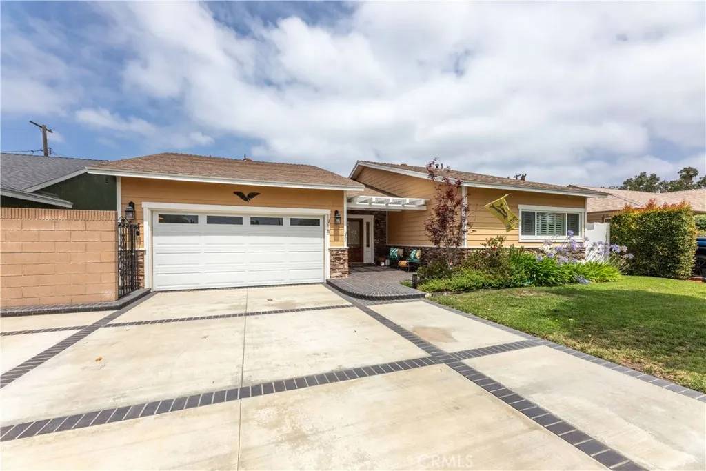 1915 Volk ave., Long Beach, CA 90815