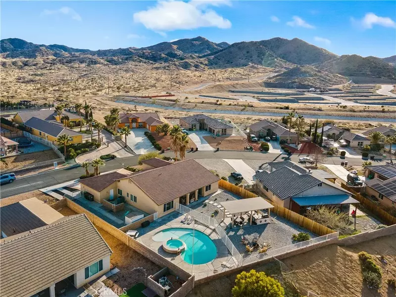 57268 Selecta Avenue, Yucca Valley, CA 92284