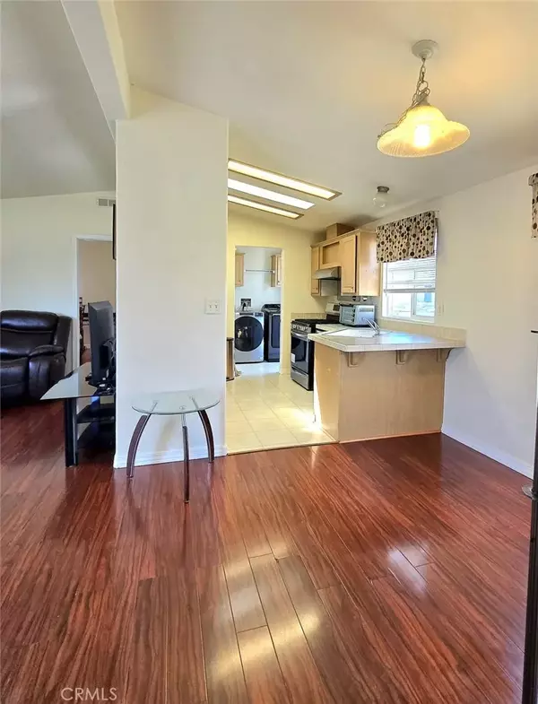Torrance, CA 90501,23701 S Western #109