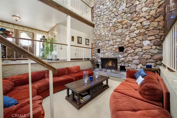 Yorba Linda, CA 92886,19369 Easy Street
