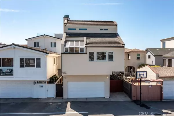 Sunset Beach, CA 90742,16865 S Pacific Avenue