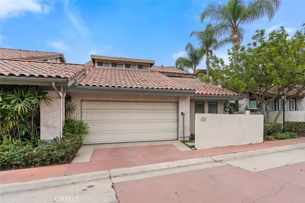 Long Beach, CA 90807,627 Avery Place