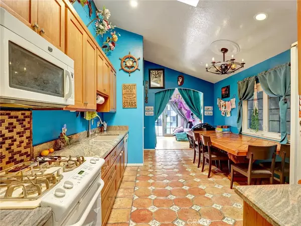 Mission Viejo, CA 92691,27272 Osuna