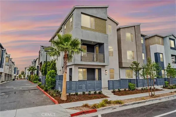 250 N Standard Avenue, Santa Ana, CA 92701