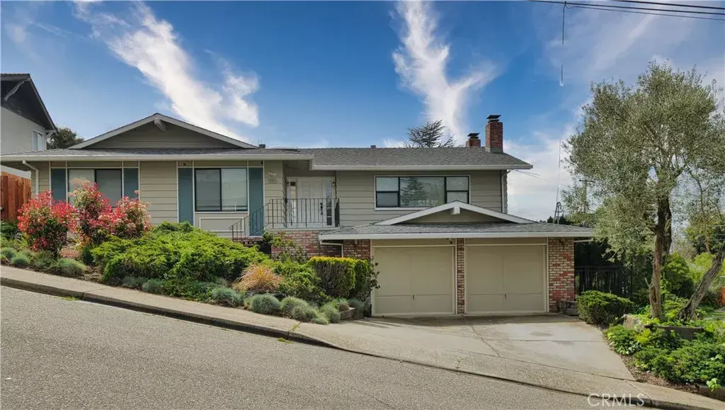 20403 Beacon Hill Court, Castro Valley, CA 94552