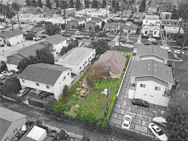 Los Angeles, CA 90037,1221 Browning Boulevard