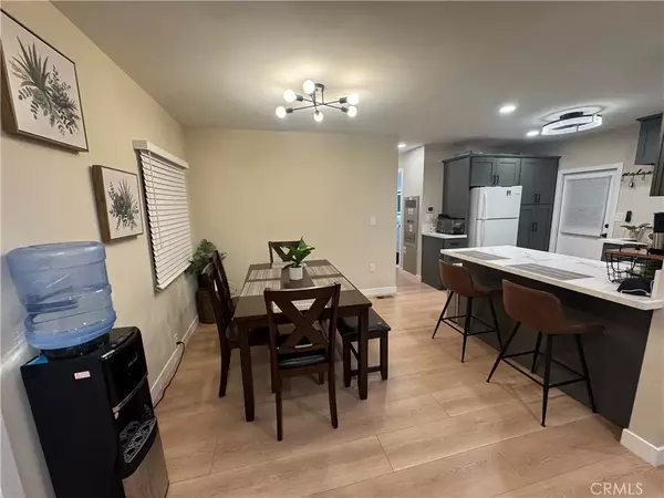 Stanton, CA 90680,10550 Western Ave #102