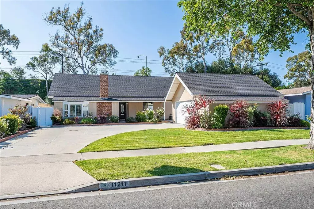 Rossmoor, CA 90720,11211 Martha Ann Drive