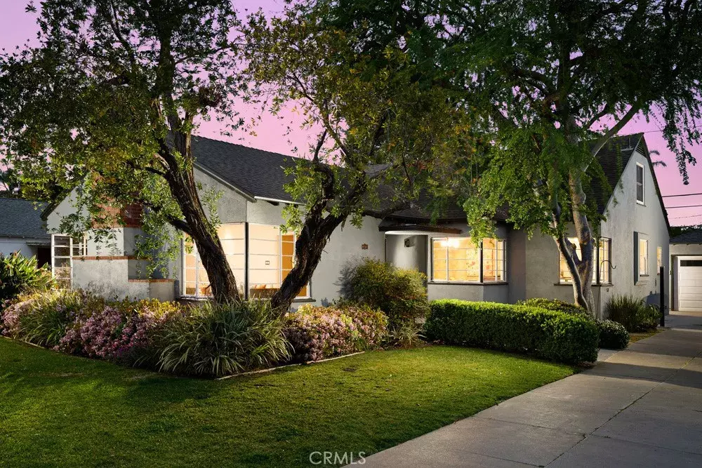 Santa Ana, CA 92706,1719 N Flower Street