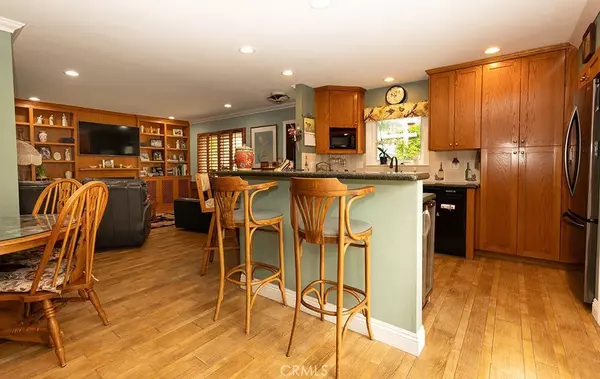 Huntington Beach, CA 92646,9612 Flounder Drive