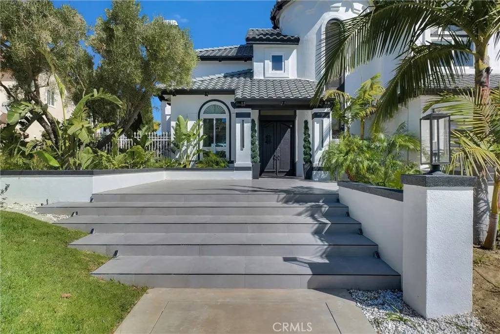 Yorba Linda, CA 92887,27055 Big Horn Mountain Way