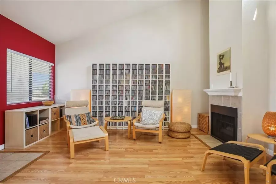 1515 E Appleton Street #301, Long Beach, CA 90802