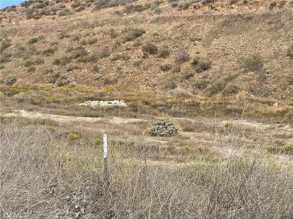 Lake Elsinore, CA 92532,0 Chippewa Rd