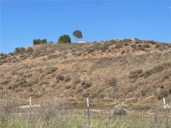 Lake Elsinore, CA 92532,0 Chippewa Rd