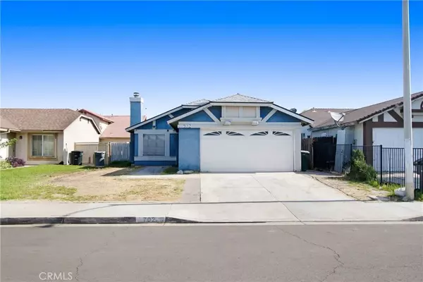 702 Clearwater Drive, Perris, CA 92571