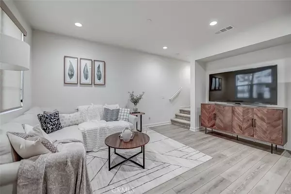 Stanton, CA 90680,386 Sunrise Lane