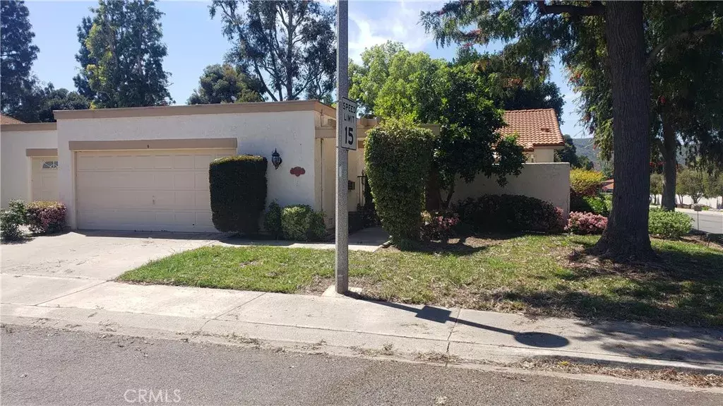 Laguna Woods, CA 92637,3385 Punta Alta #B