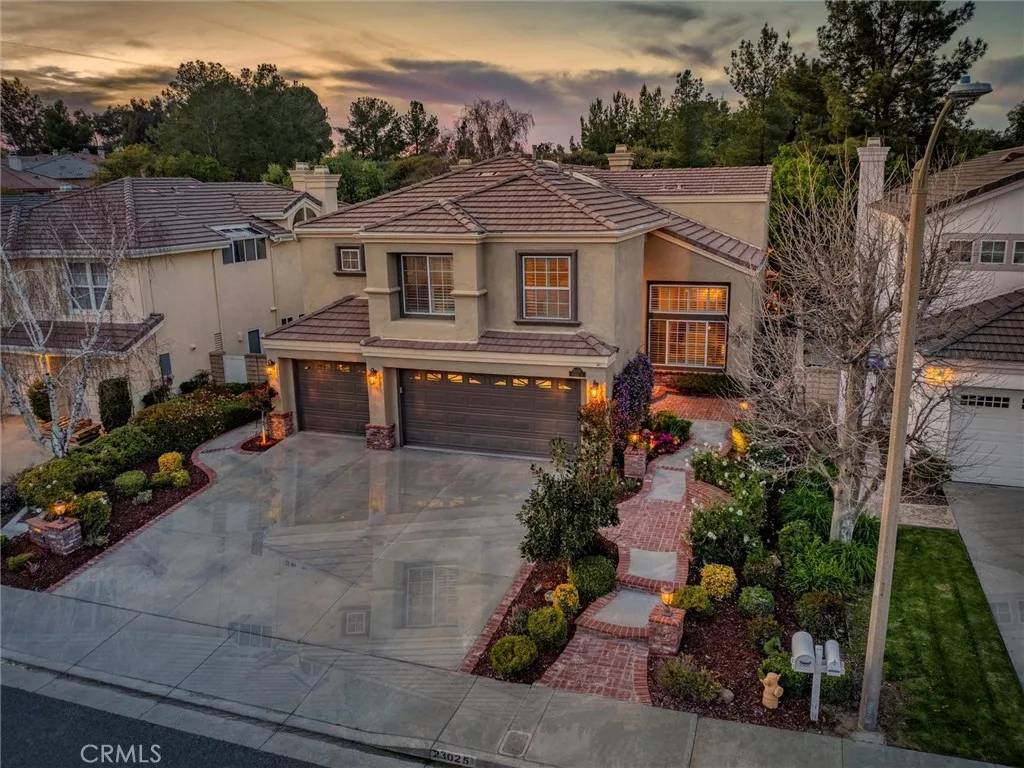 23025 Weymouth Place, Valencia, CA 91354