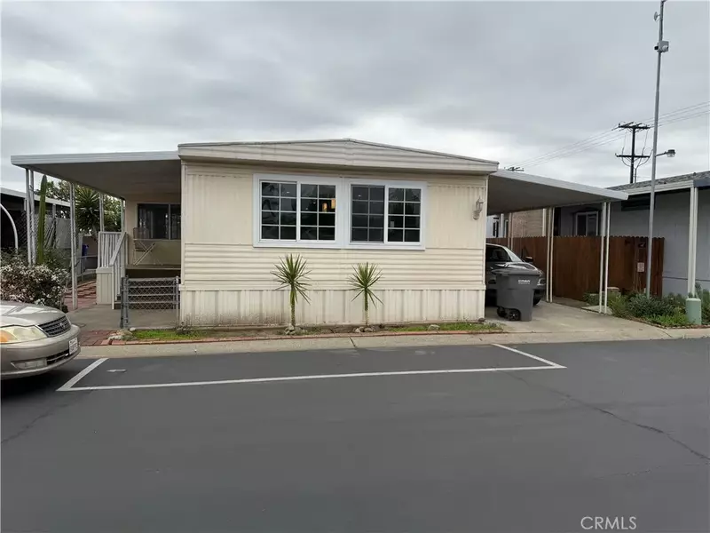 24922 Muirlands #3, Lake Forest, CA 92630