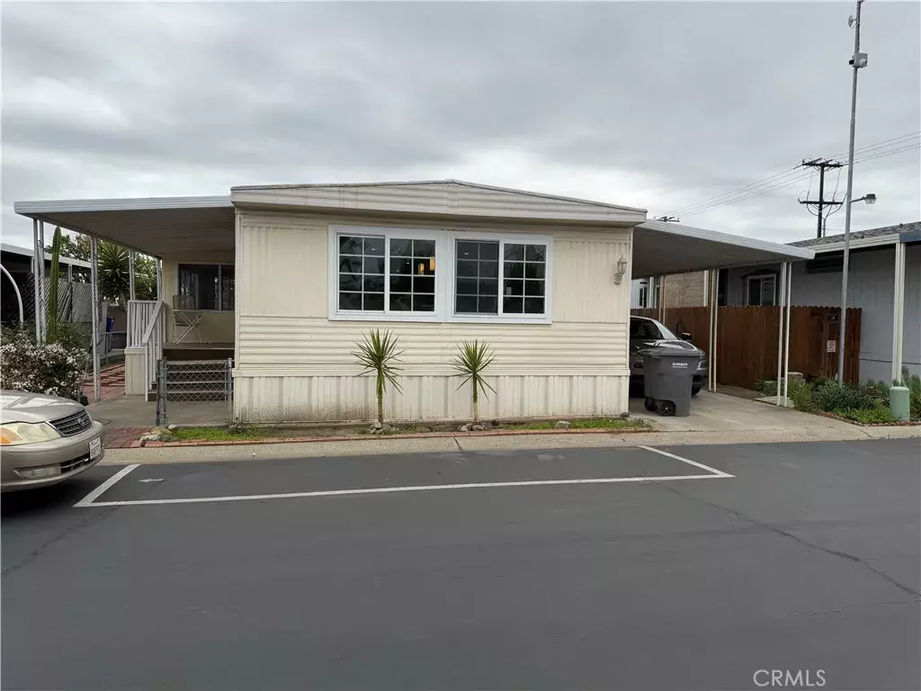Lake Forest, CA 92630,24922 Muirlands #3
