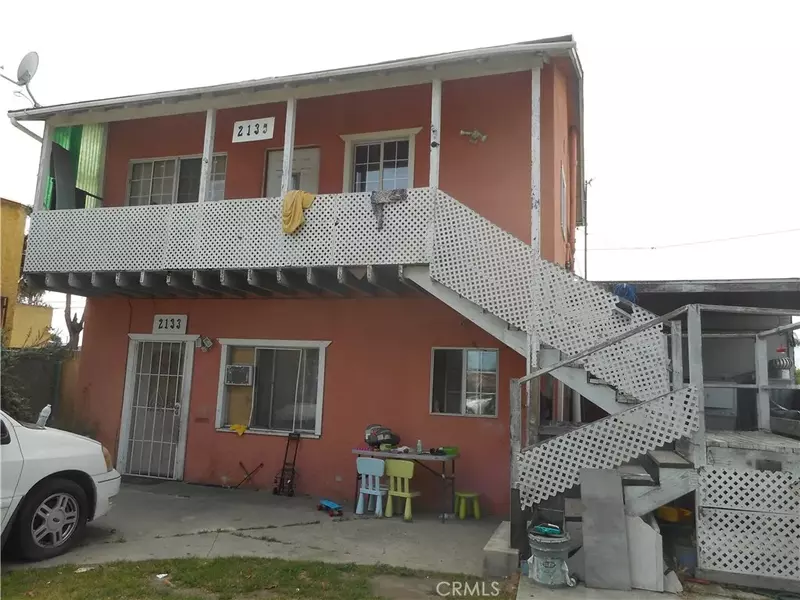 2133 Gale Avenue, Long Beach, CA 90810