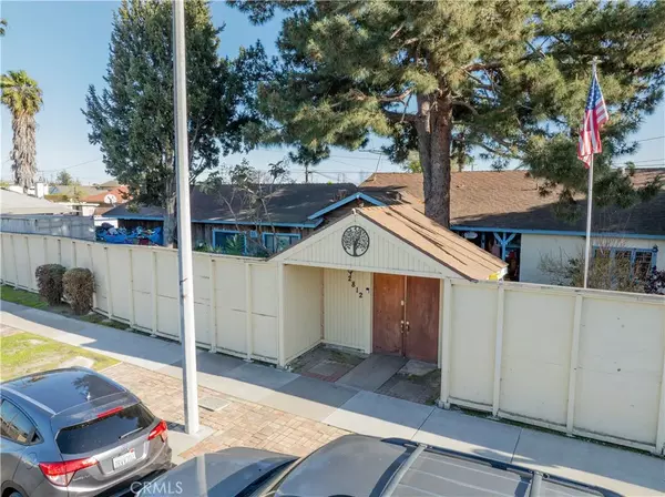 Anaheim, CA 92804,2812 W Orange Avenue