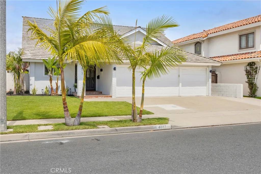 4817 Hazelnut Avenue, Seal Beach, CA 90740