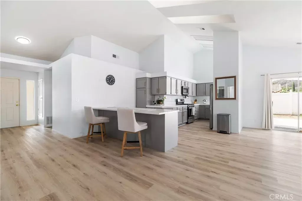 San Jacinto, CA 92583,2160 Mariposa Court