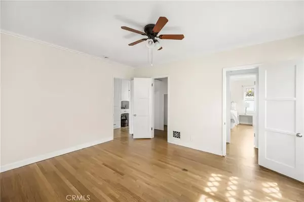 Santa Ana, CA 92703,1122 Freeman Street