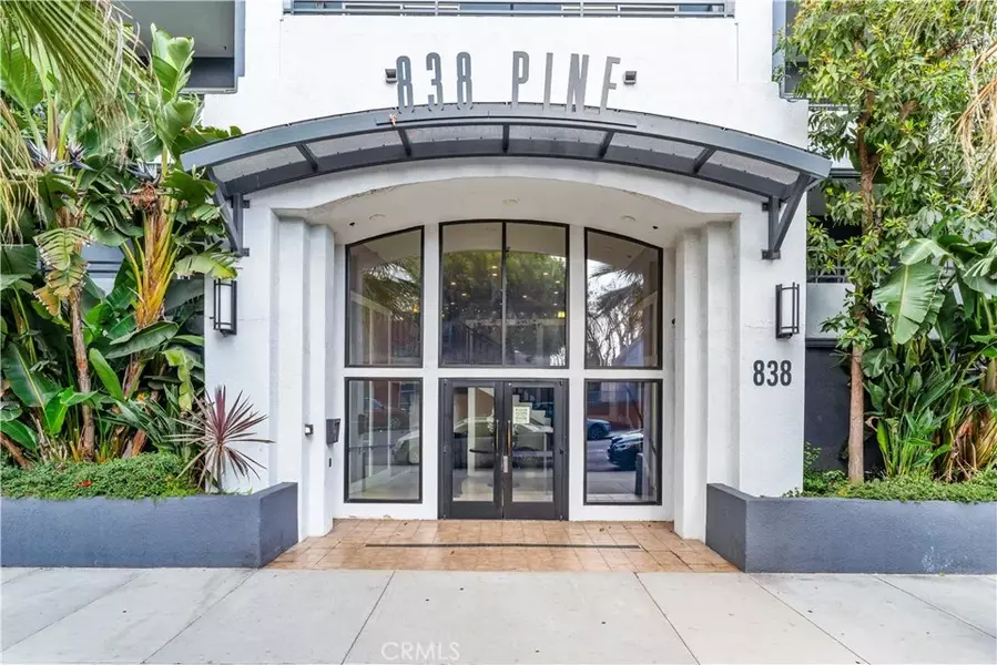 838 Pine Avenue #303, Long Beach, CA 90813