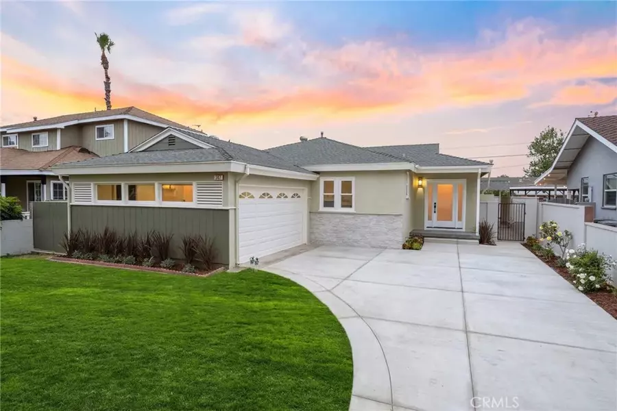 347 E Barkley Avenue, Orange, CA 92867