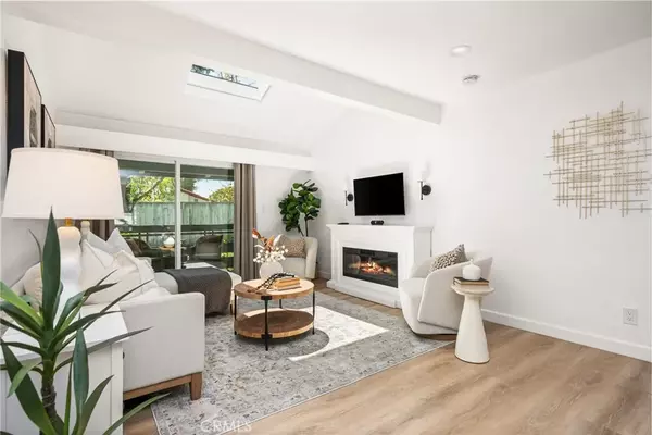 Laguna Niguel, CA 92677,23732 Hillhurst Drive #32