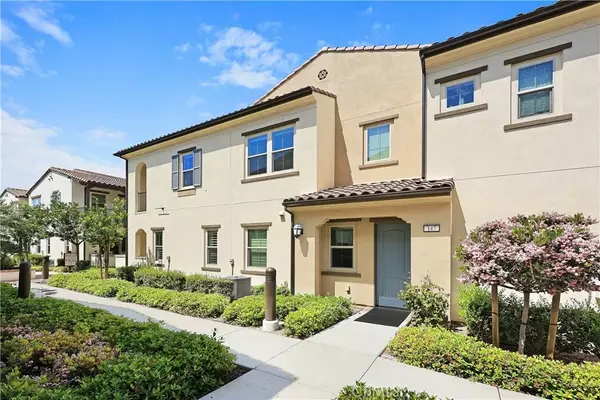 147 Carlow, Irvine, CA 92618