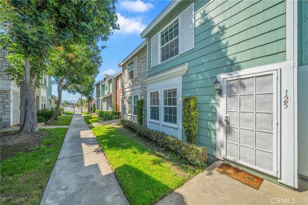 5640 Riverside Drive #125, Chino, CA 91710