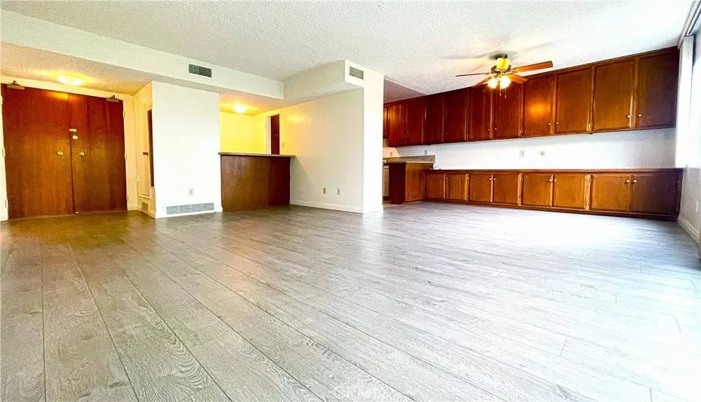 Pasadena, CA 91101,400 S Los Robles Avenue #306
