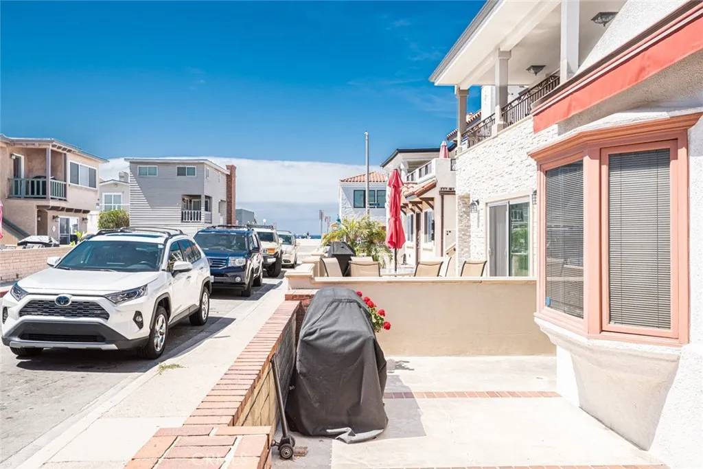 Newport Beach, CA 92663,117 35th Street