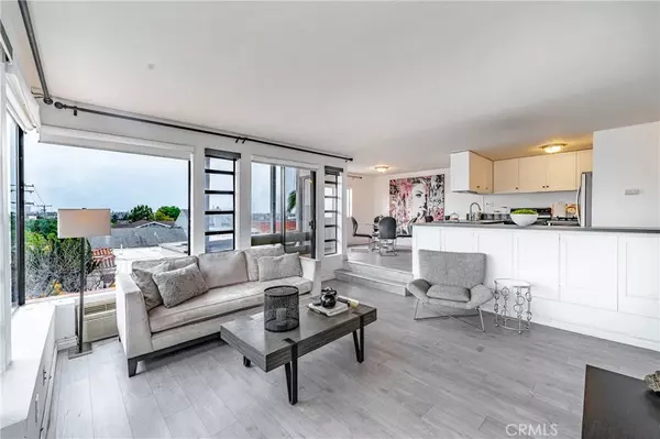 Signal Hill, CA 90755,2575 E 19th Street #38