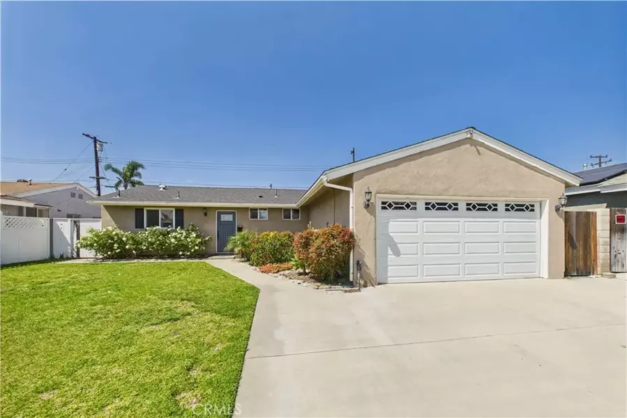 3647 W Myra Avenue, Anaheim, CA 92804